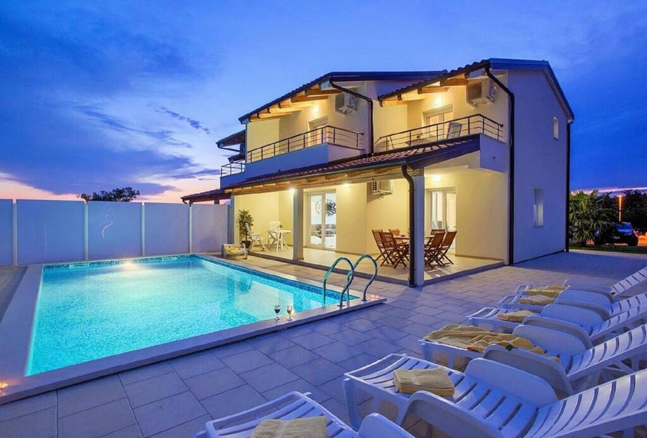Villa Sanja Plovanija Exteriér fotografie